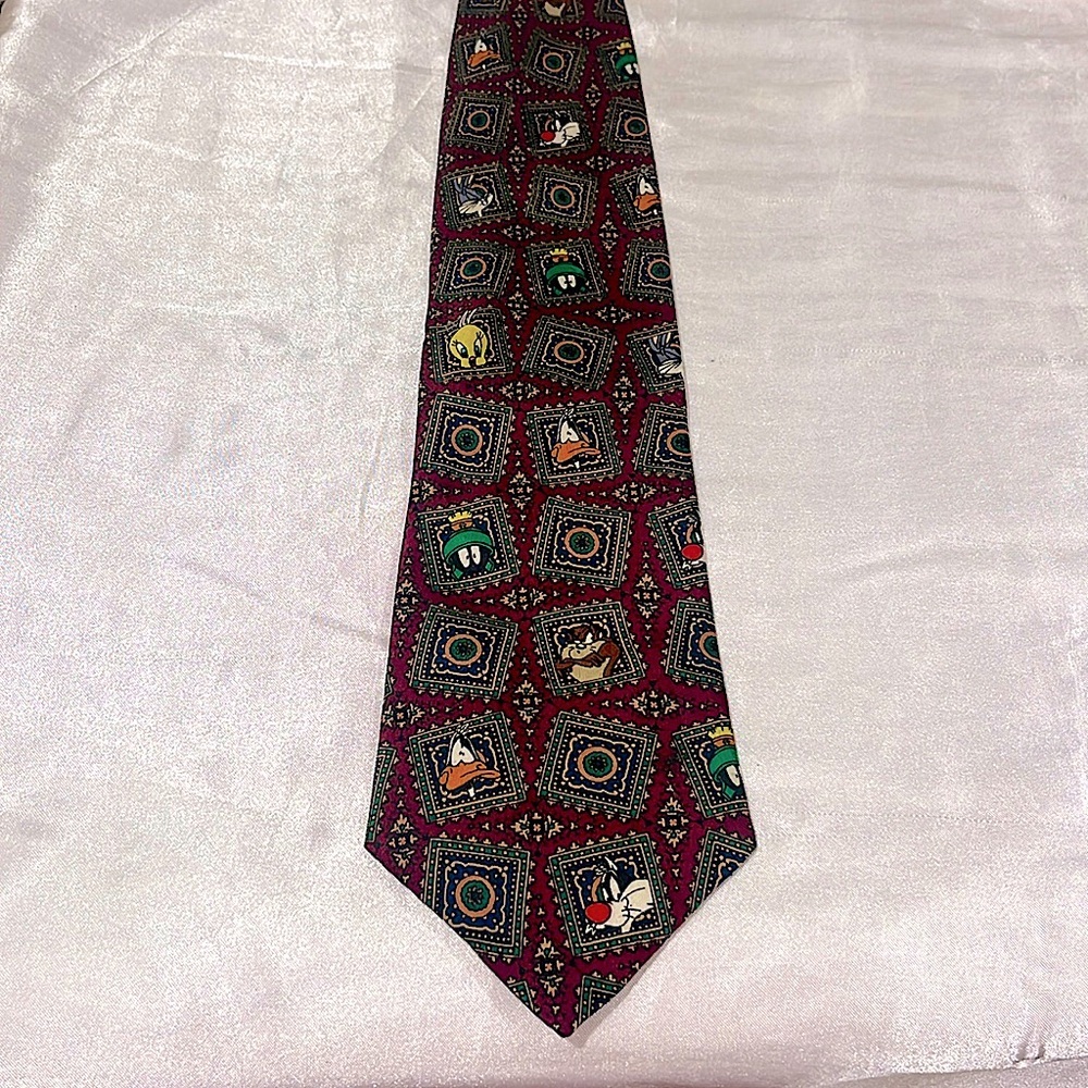 Vintage 1994 LOONEY TUNES MANIA Bugs Bunny Taz Tweety Marvin Martian Daffy Tie